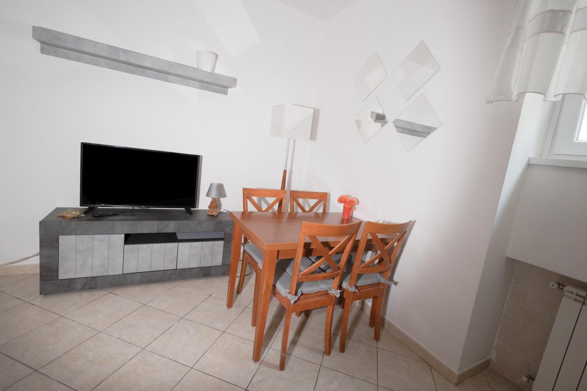 Delightful Apartment Close To The Center Lido di Ostia Exterior photo